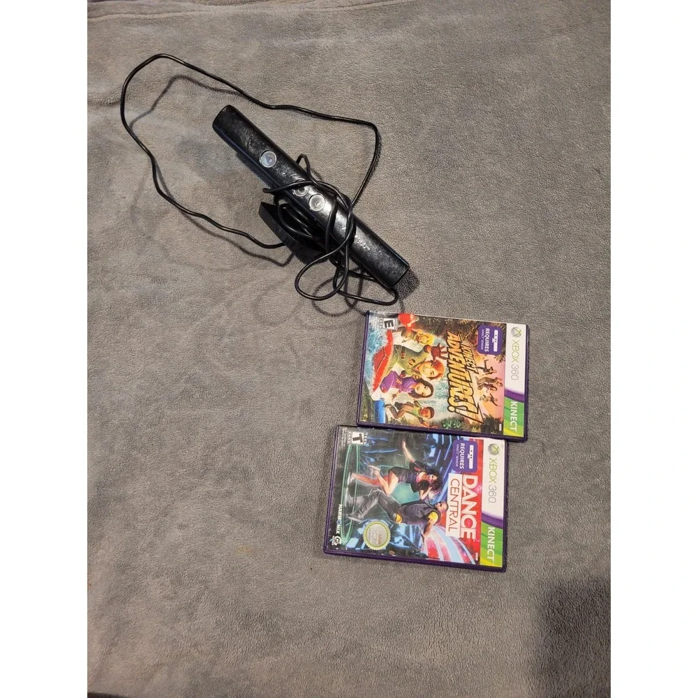 Xbox 360 Kinect Sensor With 2 Games Included Kinect Adventures &Dance Central